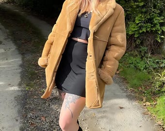 Women’s Black Suede Afghan Coat, Vintage Penny Lane Shearling Coat, 80s Mongolian Fur Trim Long Boho Jacket, Retro Winter Gift for Her