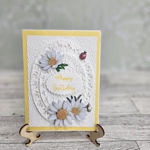 Cartão de aniversário feito à mão Daisy - 4x6 polegadas com envelope