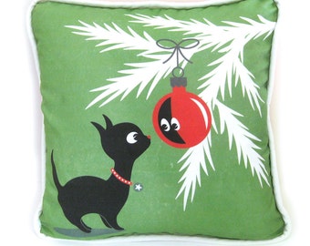 Christmas Kitty Throw Pillow, Christmas Decor, Black Cat Pillow, Red Ornament, Handmade Decorator Pillow, Green with Piping / 16 x 16