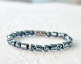 Magnetic Therapy Bracelet with Magnetic Clasp, Magnetic Bracelet for Pain, Black Hematite Jewelry