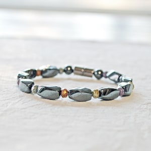 Magnetic Therapy Bracelet with Magnetic Clasp, Black Hematite Jewelry, Grounding Bracelet