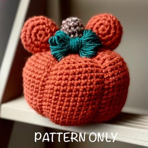 Large Mouse Pumpkin Crochet DIGITAL PATTERN