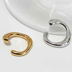 Puños de oreja minimalistas, puños de oreja irregulares dorados, puños de oreja abstractos, puños de oreja llamativos sin perforar, pendientes con puños de oreja ondulados, puños de oreja para uso diario