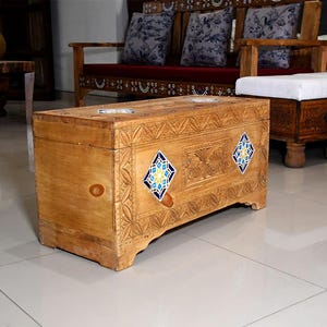 Yildez Trunk – Handmade Solid Wood Storage Chest with Timeless Craftsmanship