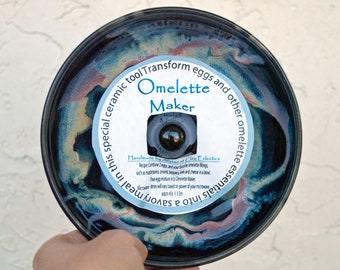 Omelette Maker, Handmade Ceramic: Black Glaze Microwave Egg Cooker