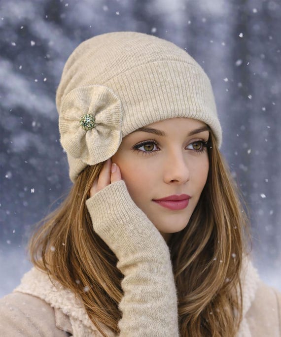 Upcycled 100% Cashmere Hat & Arm Warmers Set | Handmade  display picture 1