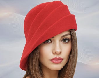 Vintage Red Velour Felt Cloche Hat w/ Bow Vintage Red PEACHBLOOM VELOUR Cloche Hat With Bow - Size 22  main image 4