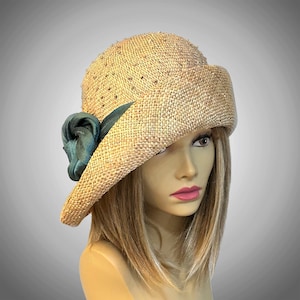 Ann, Damen Stroh Cloche Hut mit blaugrüner Dupionseide Borte, Downton Abtei Ära, Hut Cloche, Sommerhut