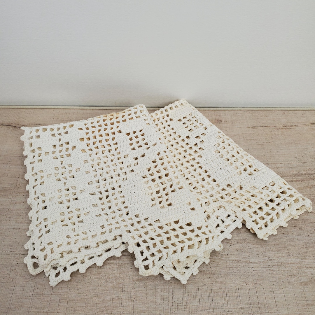 Vintage Doily Destash Lot Cotton Off White Set Of Two For Repurposing