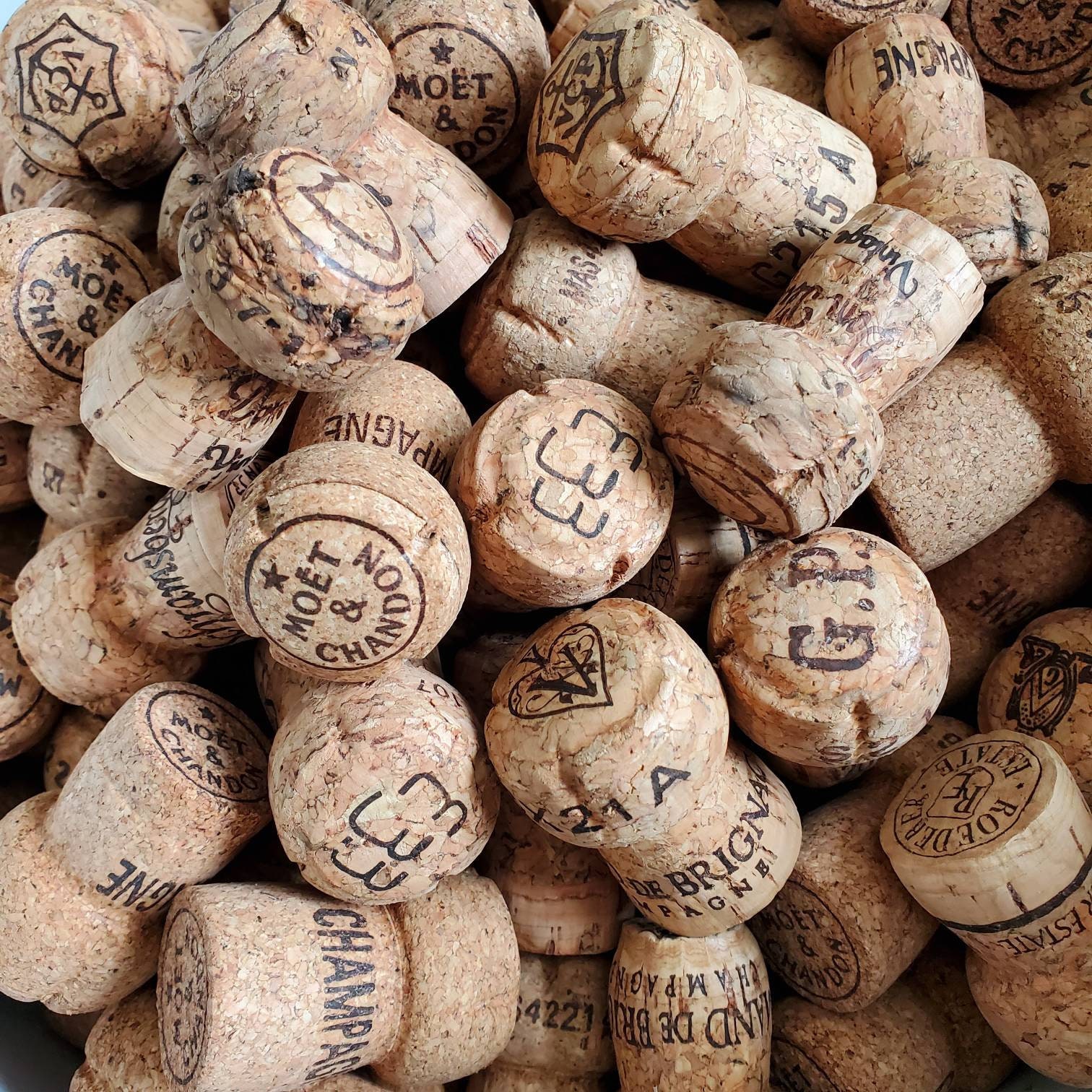 Bouchon Liege Naturel Natural Usagé Used Recycled Wine 125 Cork