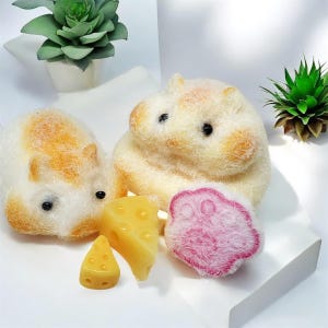 5pcs big hamsters and cheese Cat Paw Taba Squishy,Stress-Reliever Sensory Desk Toys, Sticky and Fidget Big Taba Squishy Paw is Cut