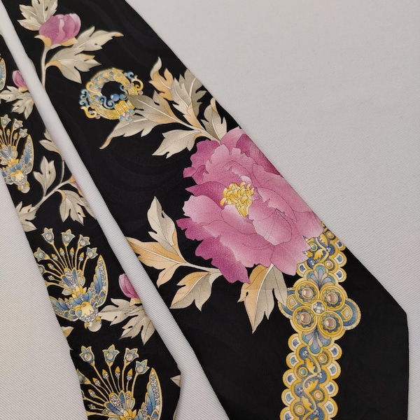 Authentic Vintage Leonard Paris Design No.502511 Jacquard Silk Necktie, Floral Scarf Pattern, Black Luxury Men's Tie
