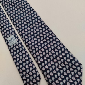 HERMES シルクネクタイ（ペリカンと魚柄） Hermes fish tie - Etsy 日本