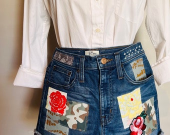 Upcycled Shorts Boho Size 25/0 Reworked Redone Vintage Denim Camo Rose Jean small Patched