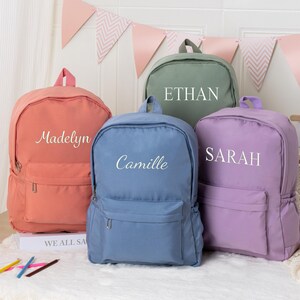 Sac à dos personnalisé pour tout-petit, sac à dos d'école, cadeau de rentrée des classes, cadeau de fille d'honneur, cadeau pour les enfants, préscolaire, cadeau de maternelle, sac pour enfant