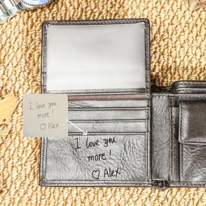 Personalisierte Brieftasche aus braunem Leder mit Gravur, zweifache Brieftasche aus echtem Leder, personalisiertes Vatertagsgeschenk für Ehemann, Papa, Freund und Freundin