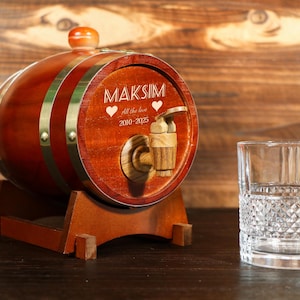 Gegraveerd whiskyvat, gepersonaliseerd whiskyvat, cadeau bruidsjonker, cadeaus getuige, cadeaus voor mannen, Vaderdag, sterke drank, verjaardag, bargerei
