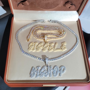 Colgantes con letras cursivas personalizadas, cadena de tenis, collar con nombre personalizado, cadena con detalles de hielo, joyería personalizada, regalos personalizados, baby shower