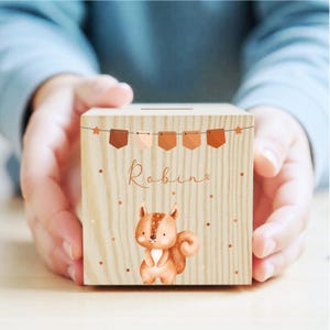 Personalized wooden money box squirrel - piggy bank - money box child - baby gift for birth / baptism - wooden money box - kerzeundco.