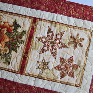Beautiful Christmas Amaryllis and Snowflake Table Runner/Reversible/Metallic Gold/Shady Spring Quilts