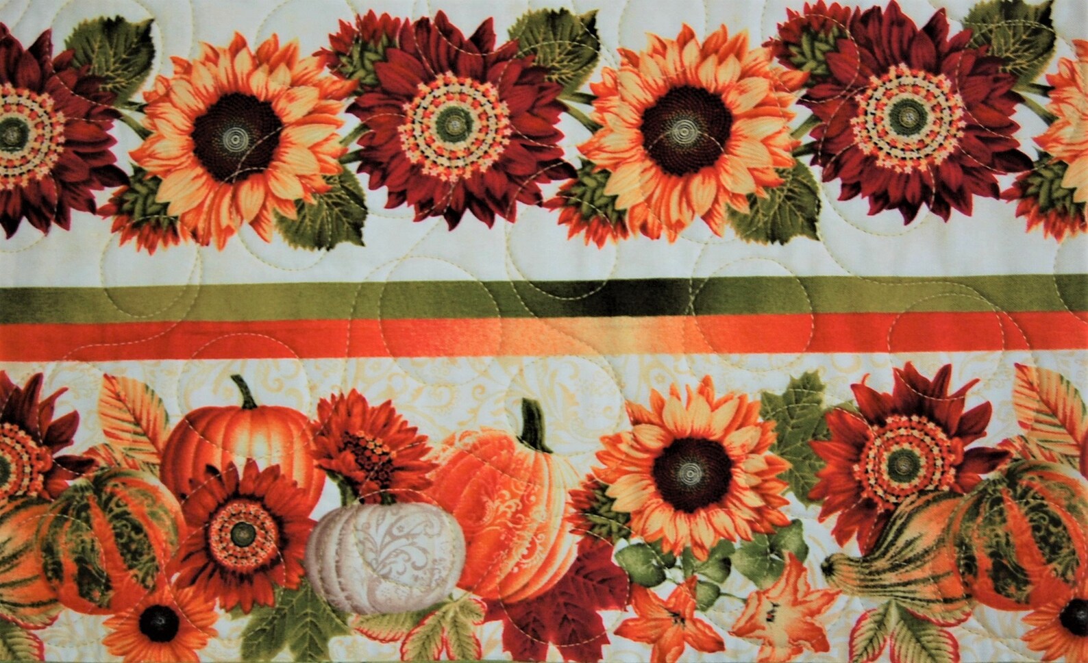 Tissu Coton Imprimé Automne (Fat Quarter) - Motifs Citrouilles, Tournesols, Feuilles