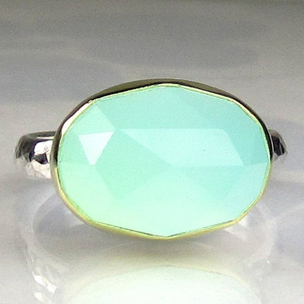 Sea Green Chalcedony Ring - Rose Cut 18k Gold an Sterling