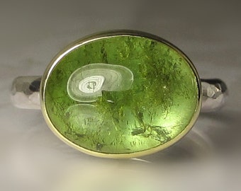 Green Tourmaline Ring, Green Tourmaline Cabochon Ring, Hammered Green Tourmaline Ring, 18k Gold and Sterling Silver