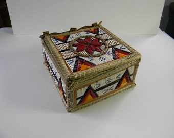 Porcupine Quill, birch bark, Sweet Grass, lidded square box