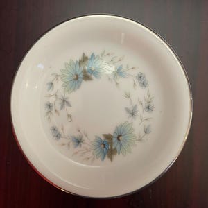 Noritake Marella 765 Vintage Coaster / Butter Pat Dish / Pin Dish /Trinket Dish/Ring Dish.