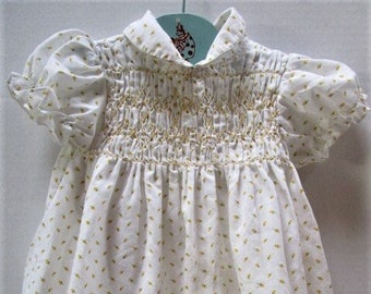 Vintage Smocked Dress Toddler Sz 4, w/ Hand Smocking / Embroidery, Adorable School Picture Outfit,