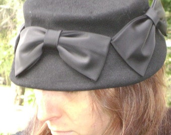 VINTAGE Hat Modified Cloche Style, Black Wool and bows, 1960s, Brimless, Similar to those featured in Country Living Magazine