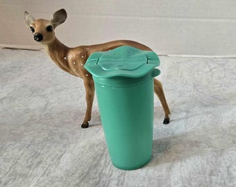 Vintage Teal Tupperware Shaker: Ruffle Flower Top, NOS, Camping Picnic