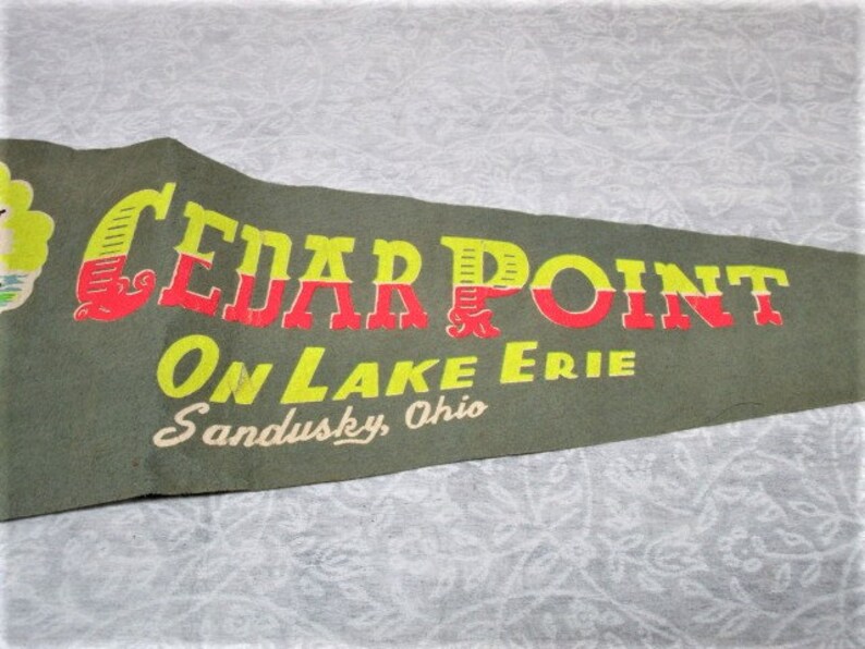 CHOICE Vintage Pennant Ohio Cedar Point OR Football Hall of Fame, Flag Souvenir, Family Vacation Tourist Trip, Felt, Upcycle Craft Supply image 6