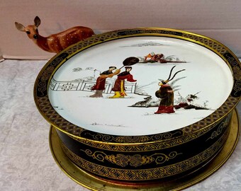 Sunshine Biscuits Rare T'ang Dynasty Series Round Tin Collectible Extra Large Cookie Box w/Lid, 1969 Vintage Patina, Asian Art Geisha Pagoda