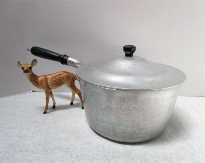 Vintage MAJESTIC COOKWARE Cast Aluminum 3-quart Pan W/ Lid, 2 Piece