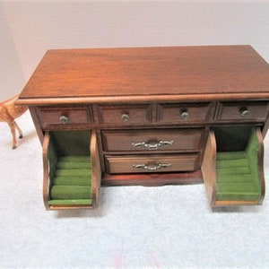 Beautiful Vintage Wood Chest Jewelry Box, Flip Up Lid w/ Mirror, 2 Pull Out Drawers, 2 Tip Out Ring Compartments, Boudoir, Dresser Organizer image 5