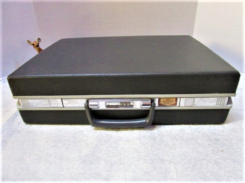 samsonite classic 100 briefcase