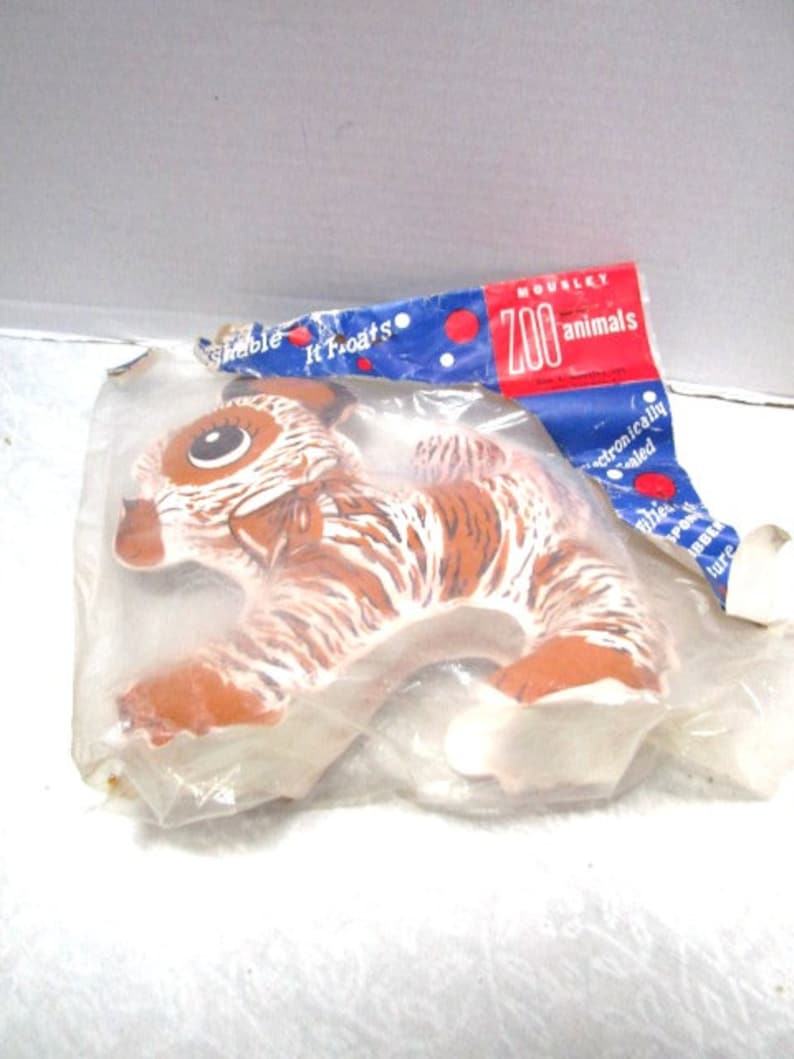 New Old Never Opened Stripes Dog Tiger Washable Floating Stuffed Animal Original packaging Vintage Mousley Zoo Animals Toy NIB