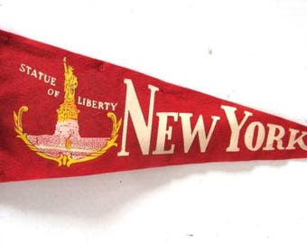 Vintage Statue of Liberty Pennant, 18 inch Souvenir, New York City Tourist, Red, felt, Upcycle Craft Suppy, Immigrants, Ellis Island History