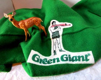 Vintage Faribo Woolen Mills Green Giant Wool Blanket in Excellent condition, Approx. 4 ft. By 4 1/2 ft, Advertising Premium, Stadium Blanket