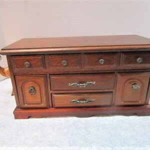 Beautiful Vintage Wood Chest Jewelry Box, Flip Up Lid w/ Mirror, 2 Pull Out Drawers, 2 Tip Out Ring Compartments, Boudoir, Dresser Organizer image 2