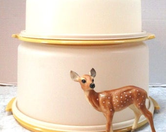 Vintage Tupperware Cake & Pie Taker Set: Harvest Gold Bases