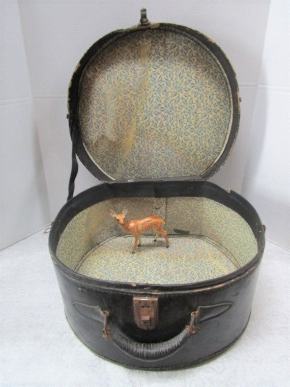 Antique Black Leather Round Hat Box Suitcase Ex Large Floral 