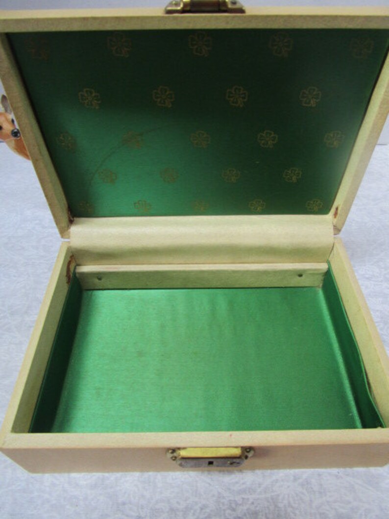 Vintage Jewelry Box, Ecru w/ Gold Shamrock Design, Emerald Green Satin Lining, Treasure Box, 4 Leaf Clover, Luck of the Irish, image 3