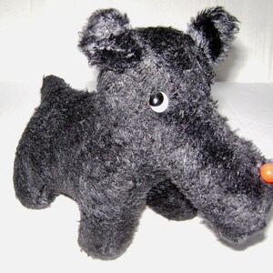 Vintage Scottie Dog, Plush Straw Stuffed toy, Love Worn, Black, Long Snout Scottish Terrier, How Much Is That Doggy in the Window