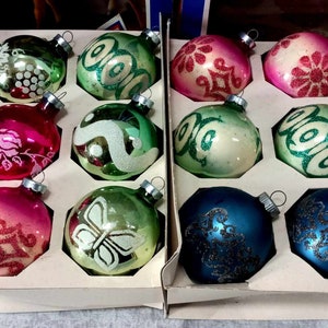 CHOICE BOX of 9 Vintage Coby Ornaments w/ Stencil Glitter, Christmas Tree Retro Decor, USA Made, Grandma's Attic Treasures, Butterfly, Grape image 3