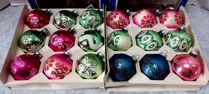 CHOICE BOX of 9 Vintage Coby Ornaments w/ Stencil Glitter, Christmas Tree Retro Decor, USA Made, Grandma's Attic Treasures, Butterfly, Grape image 3