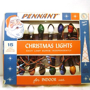 Vintage Light Set, Pennant Christmas Lights, Never Used, Original Box, USA, Christmas Tree, Great Graphics Santa MCM, Retro HolidayDecor