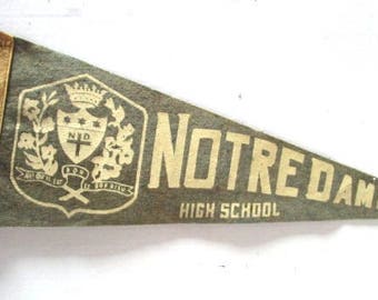 Ex Lrg Vintage Pennant Souvenir, Notre Dame High School Catholic, Tourist Travel Family Vacation, Sage Green Beige, Upcycle Craft, Felt Flag