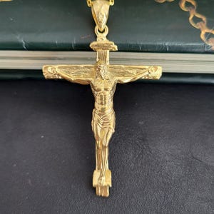 Crucifix Jesus Cross Gold Pendant, 10k 14k 18k Solid Gold Jewelry, Christian Men&#39;s Religious Necklace, Faith Pendant Gift for Him and Her